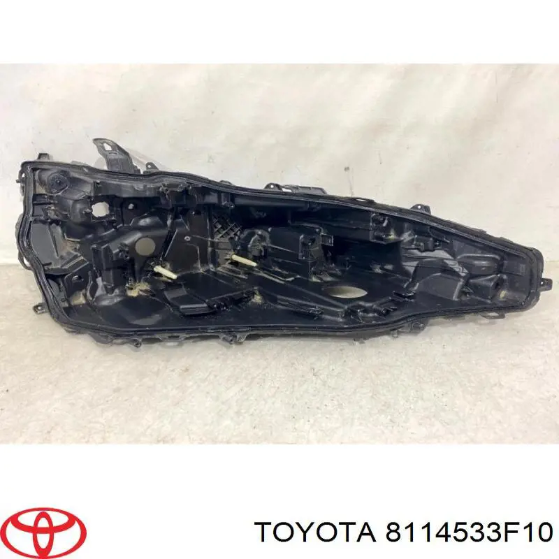 Купити 8114533F10 Toyota Права блок фара