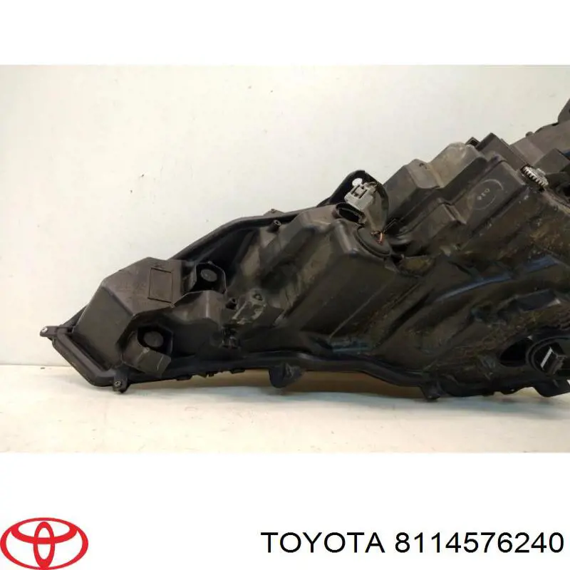 Купити 8114576240 Toyota Права блок фара