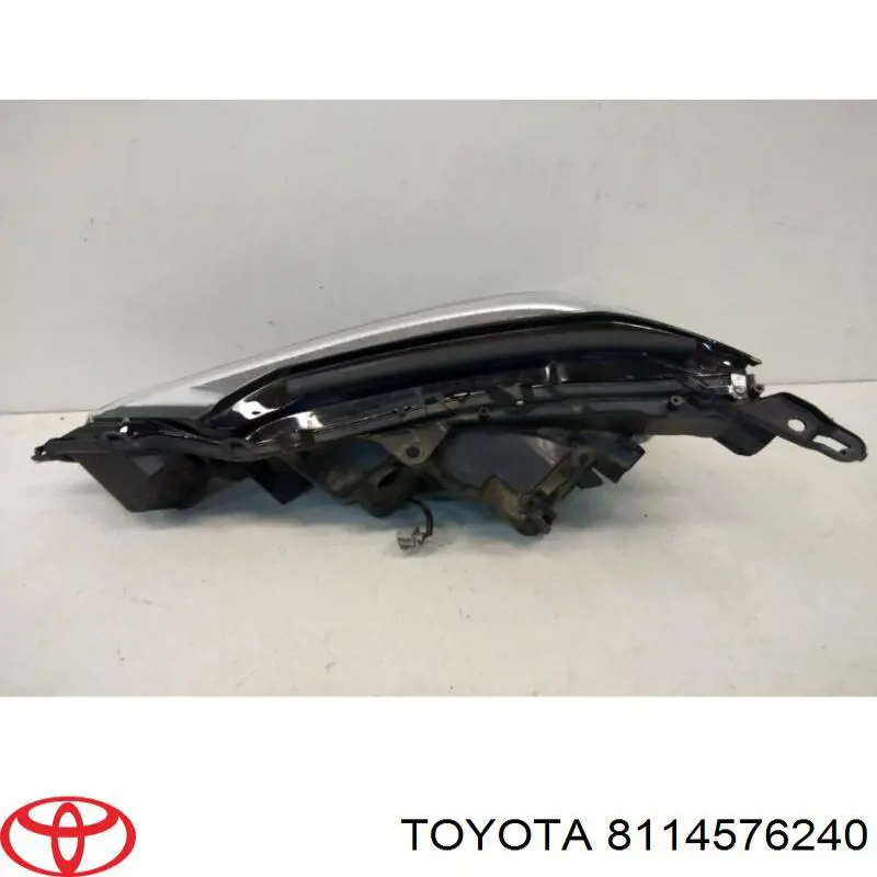 Фара права 8114576240 Toyota