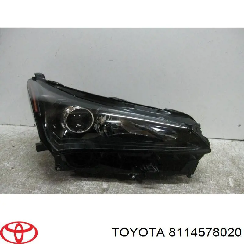Фара права 8114578020 Toyota