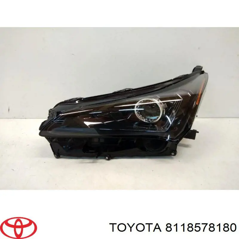 Фари Toyota 8118578180 ціна, від 440.05 USD