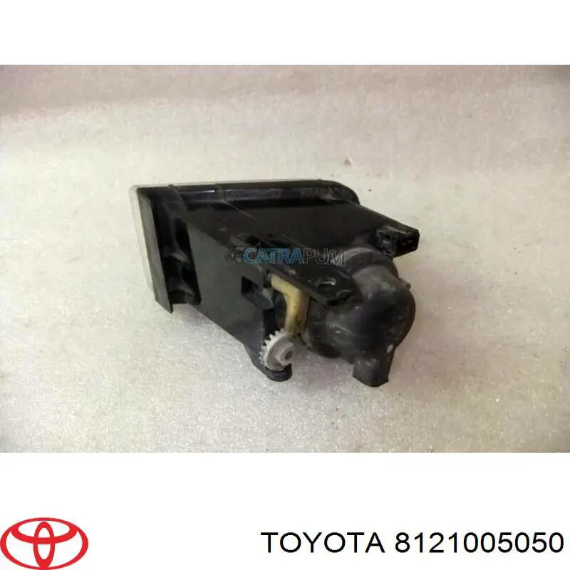 Фара протитуманна, права 8121005050 Toyota