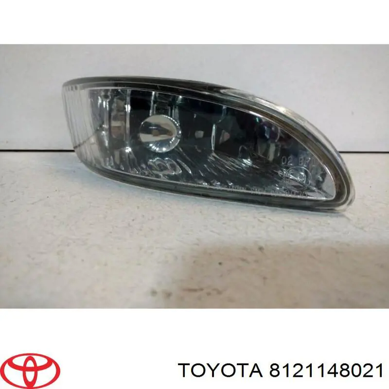 Туманка права Toyota 8121148021 ціна, від 42.23 USD