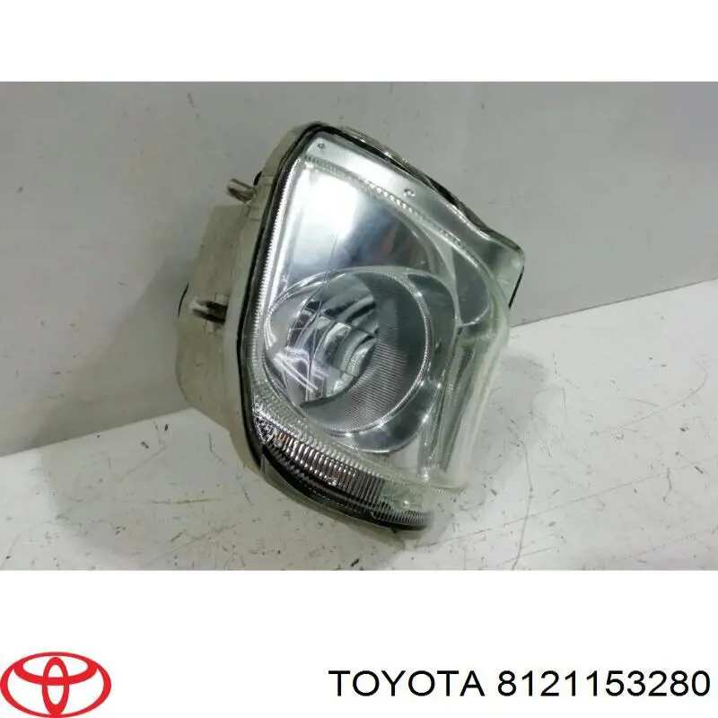 Протитуманка права Toyota 8121153280 ціна, від 68.41 USD