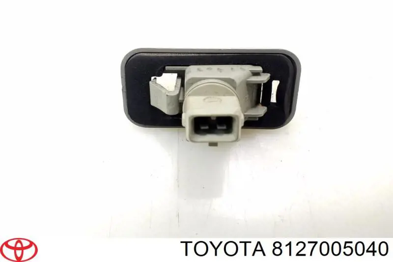Ліхтар підсвічування заднього номерного знака Toyota 8127005040