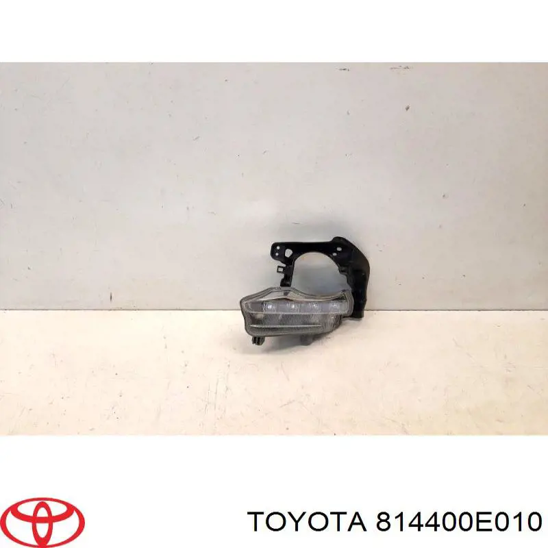 Купити 814400E010 Toyota Фара протитуманна, ліва