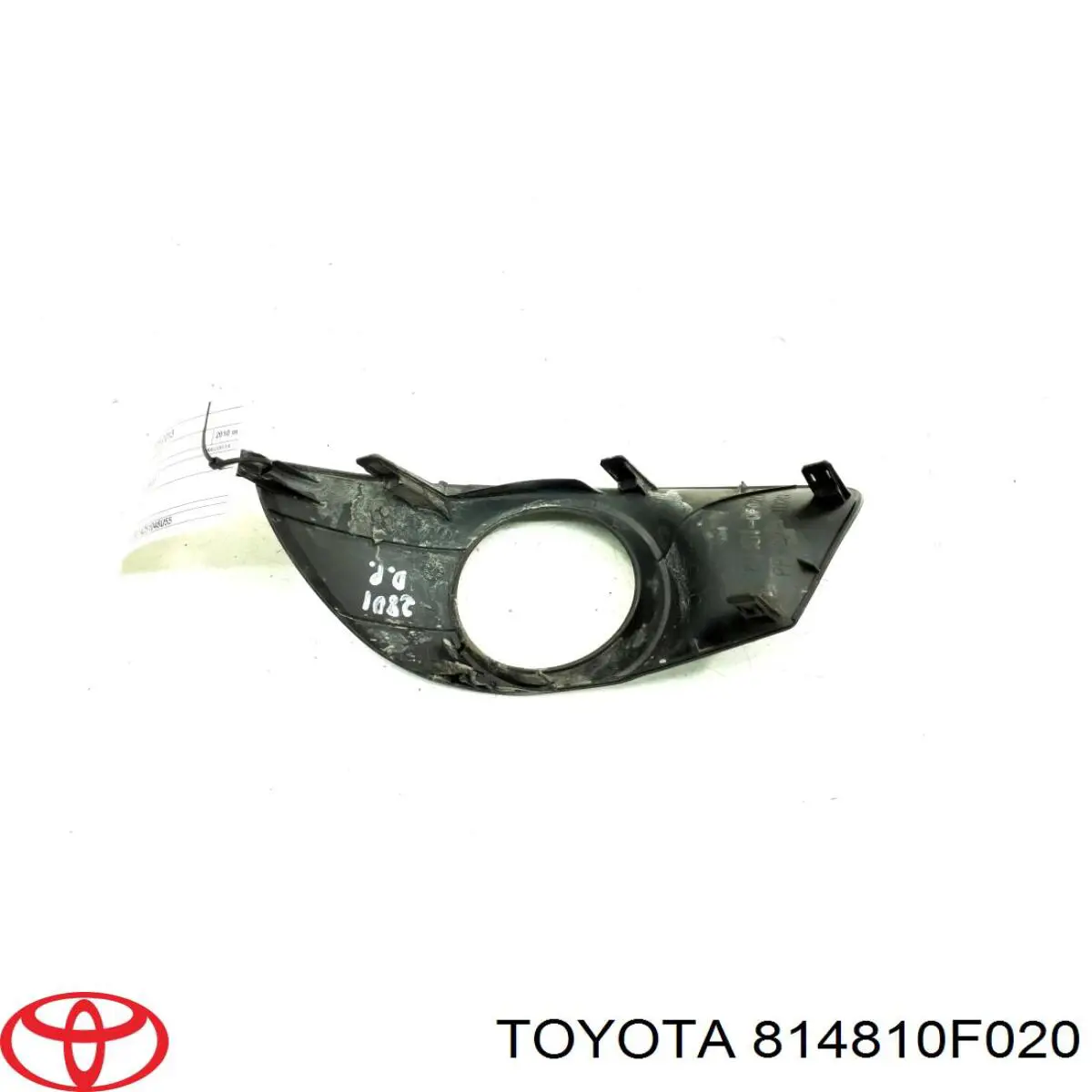 814810F020 Toyota Заглушка протитуманки передньої правої