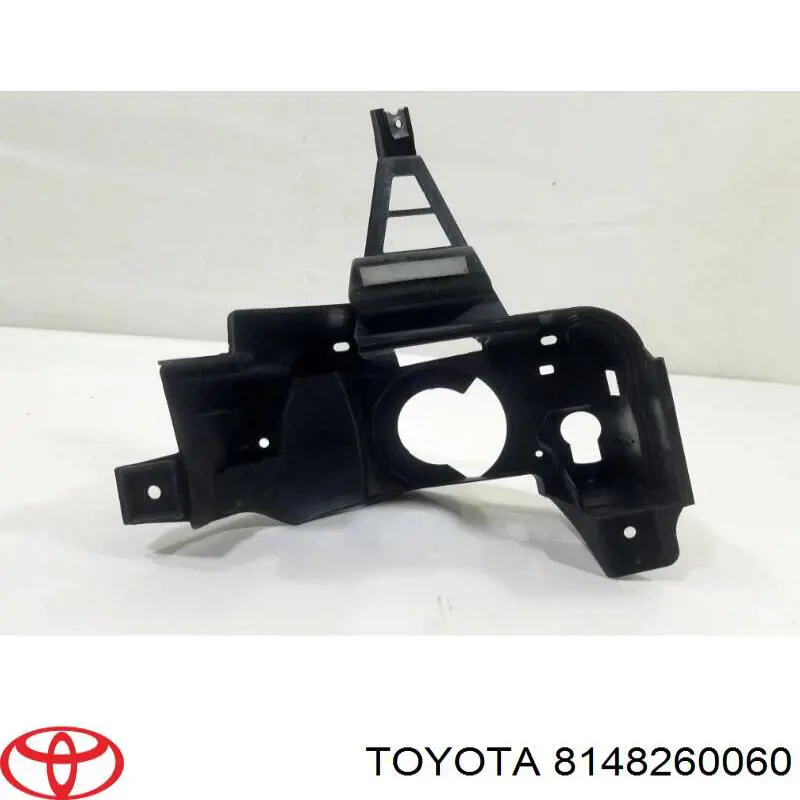 8148260060 Toyota Кронштейн кріплення протитуманной фари, лівої