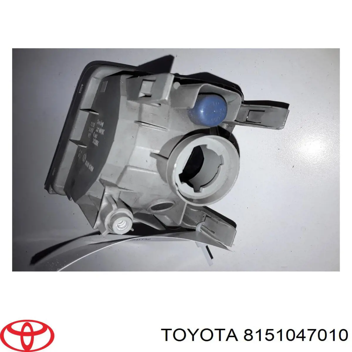 Купити 8151047010 Toyota Вказівник повороту правий
