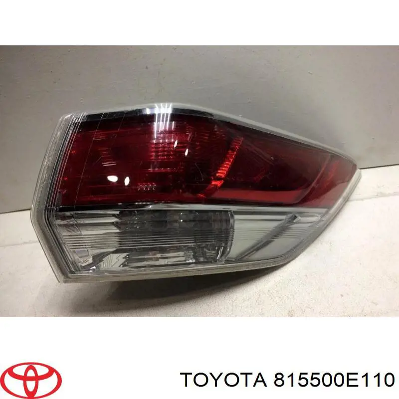 Ліхтар задній правий, зовнішній 815500E110 Toyota