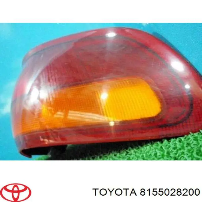 8155028200 Toyota Задній правий зовнішній ліхтар