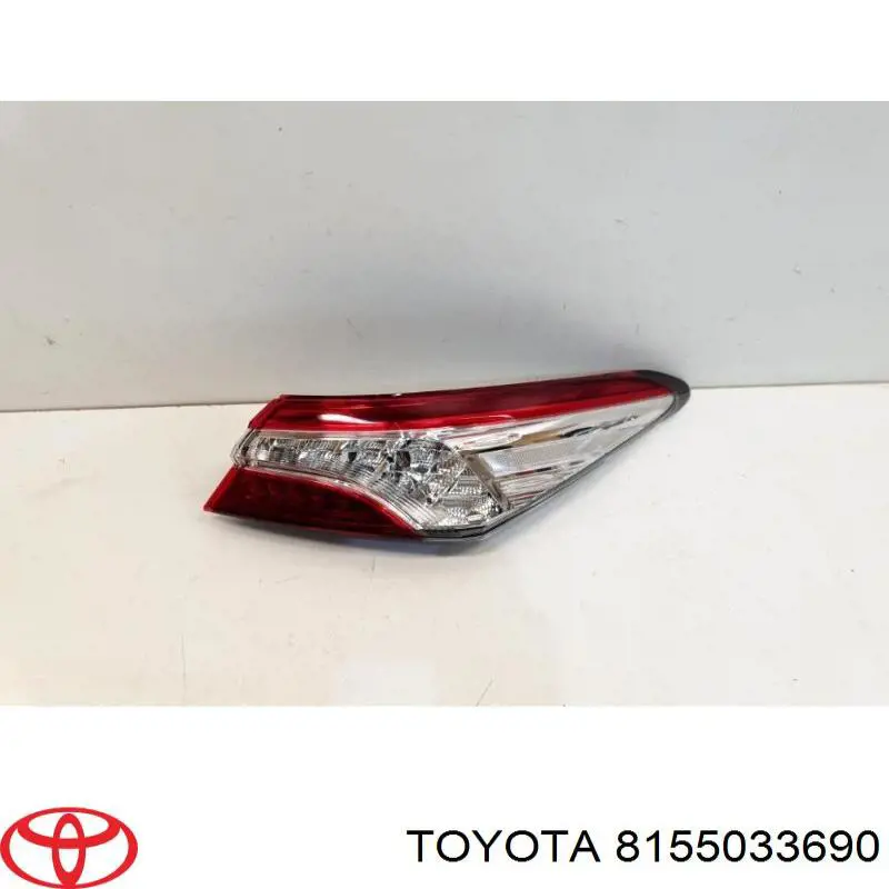 8155033690 Toyota Задній правий зовнішній ліхтар