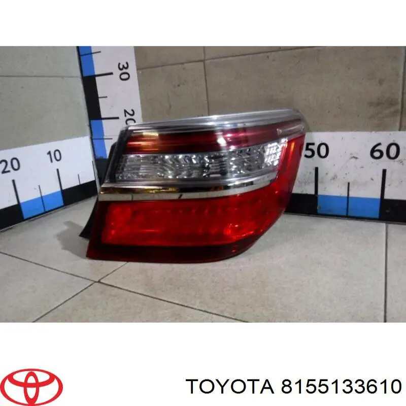 8155133611 Toyota Фара задня права зовнішня