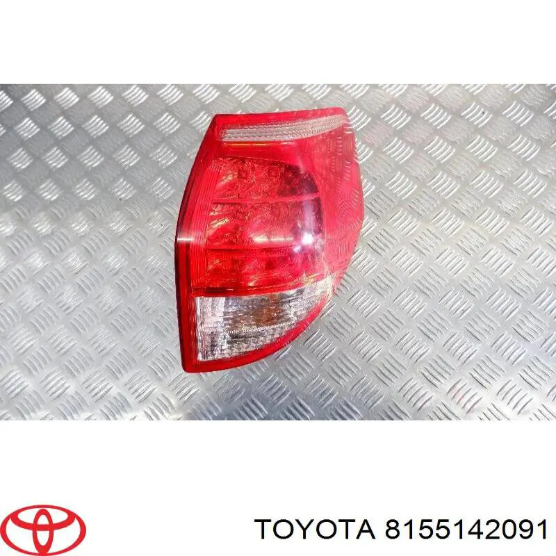 Ліхтар задній правий на Toyota RAV4 III A3