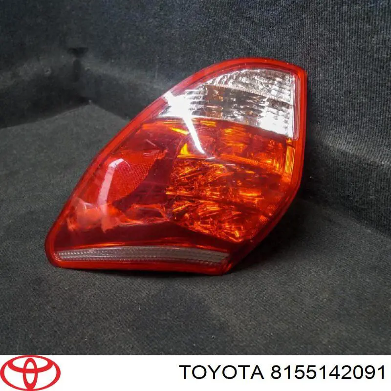 Купити Задня права фара Toyota RAV4 III A3