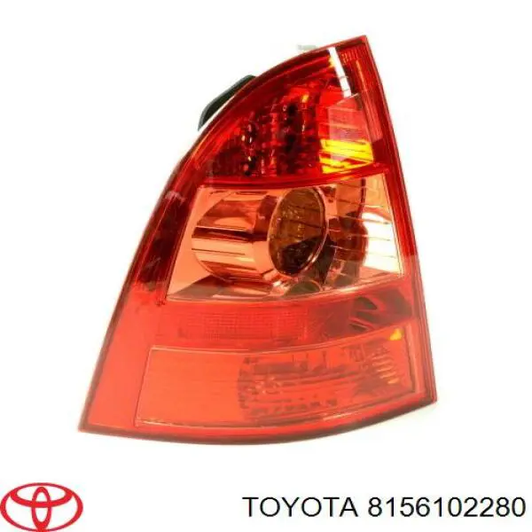 8156102280 Toyota ліхтар задній лівий