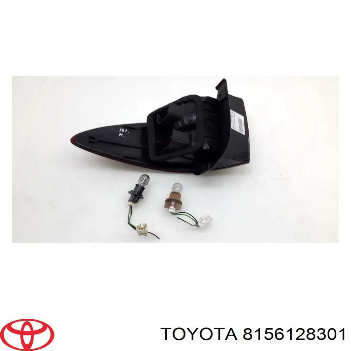 Задня ліва зовнішня фара Toyota 8156128301 ціна, від 31.67 USD