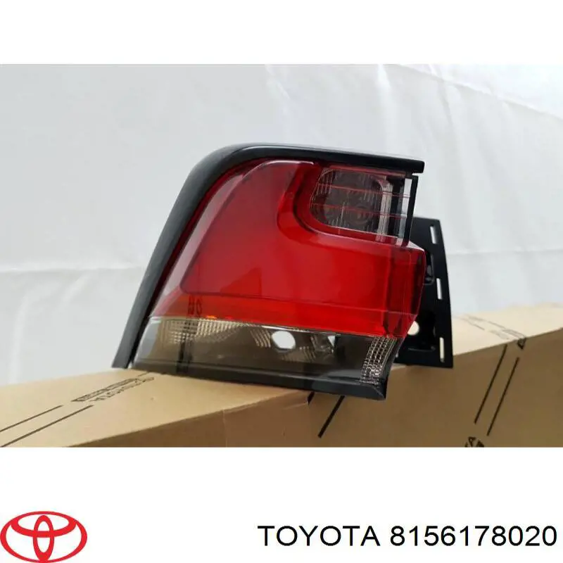8156178021 Toyota Задній лівий зовнішній ліхтар