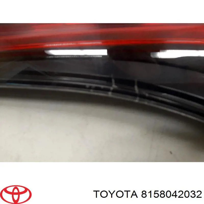 Ліхтар задній правий, внутрішній 8158042032 Toyota