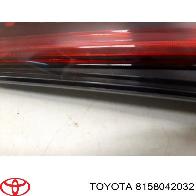 Стоп задній Toyota 8158042032 ціна, від 120.44 USD