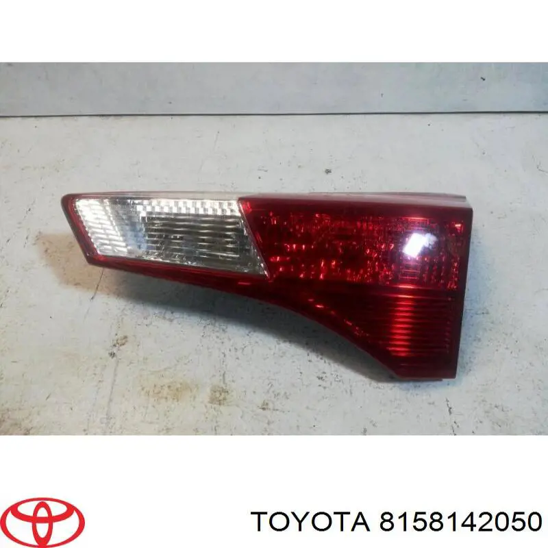 Купити 8158142050 Toyota Ліхтар задній внутрішній правий