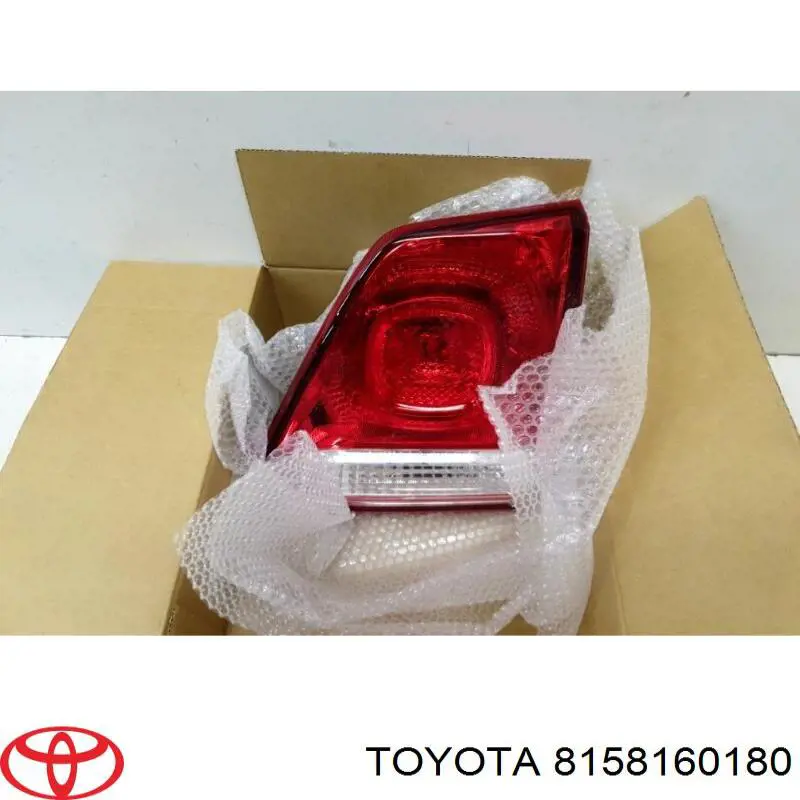 Купити 8158160180 Toyota Ліхтар задній внутрішній правий