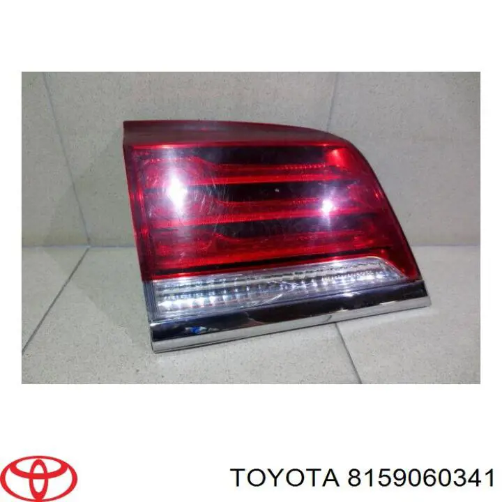 Toyota ліхтар задній лівий, внутрішній
