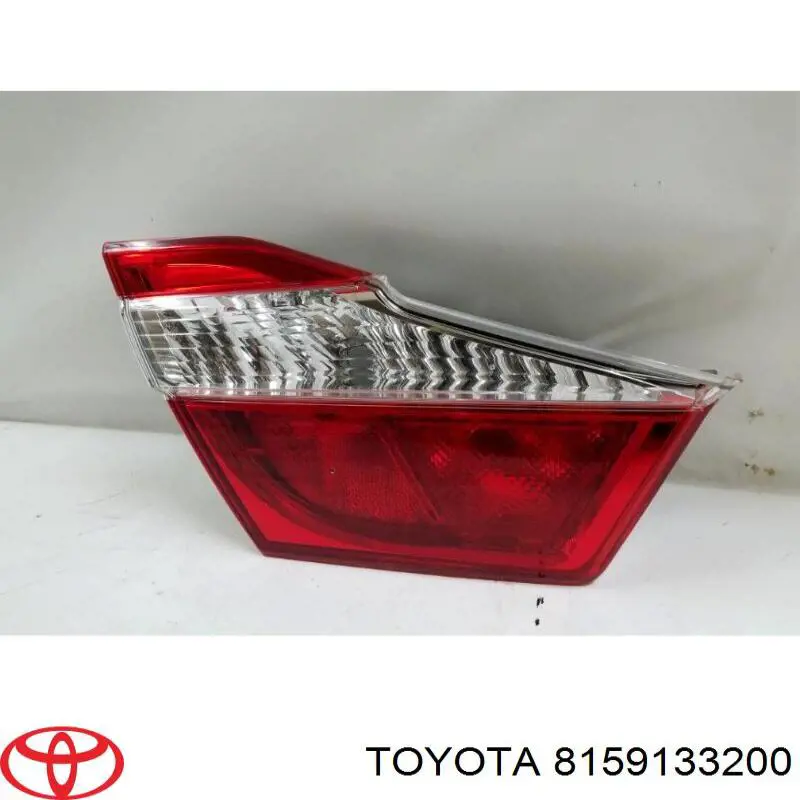 Купити 8159133200 Toyota Ліхтар задній лівий, внутрішній