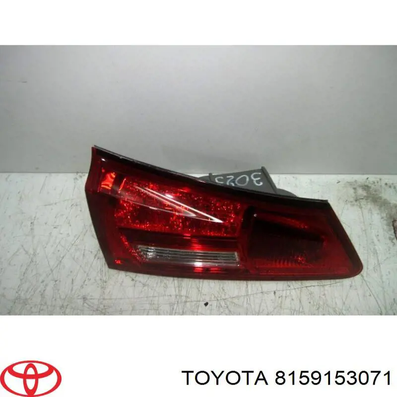 Купити 8159153071 Toyota Ліхтар задній лівий, внутрішній