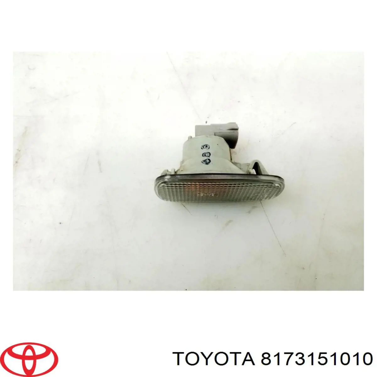 Купити 8173151010 Toyota Повторювач повороту на крилі