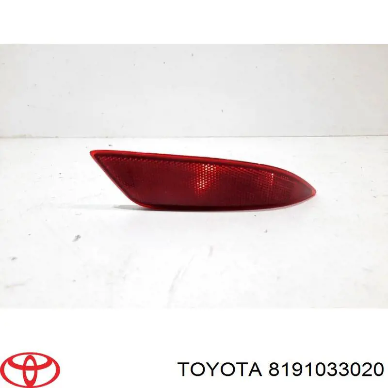 Правий катафот заднього бампера Toyota 8191033020 ціна, від 26.36 USD