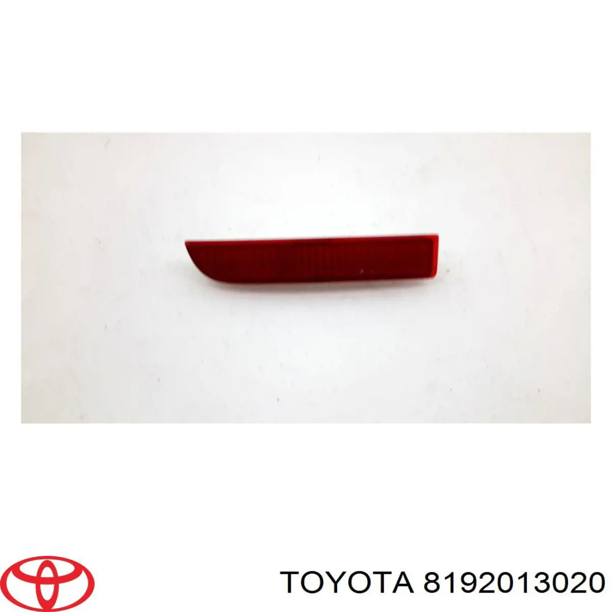 8192013021 Toyota катафот (відбивач заднього бампера, лівий)