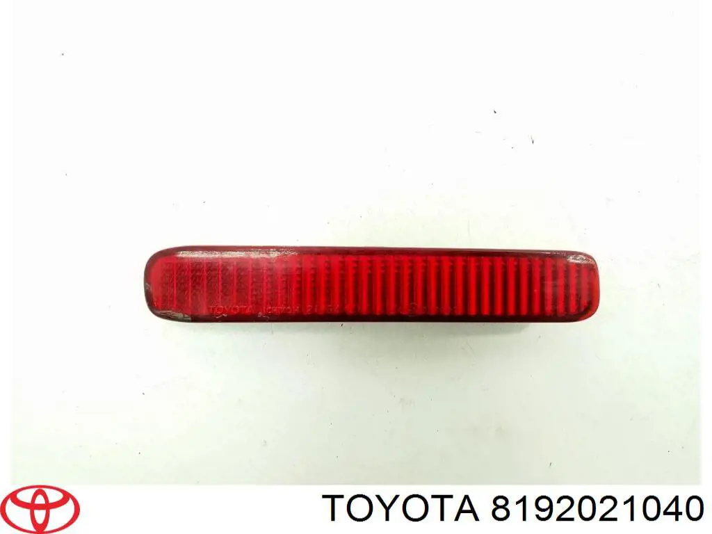 Катафот (відбивач) заднього бампера, лівий на Toyota Corolla (R10)