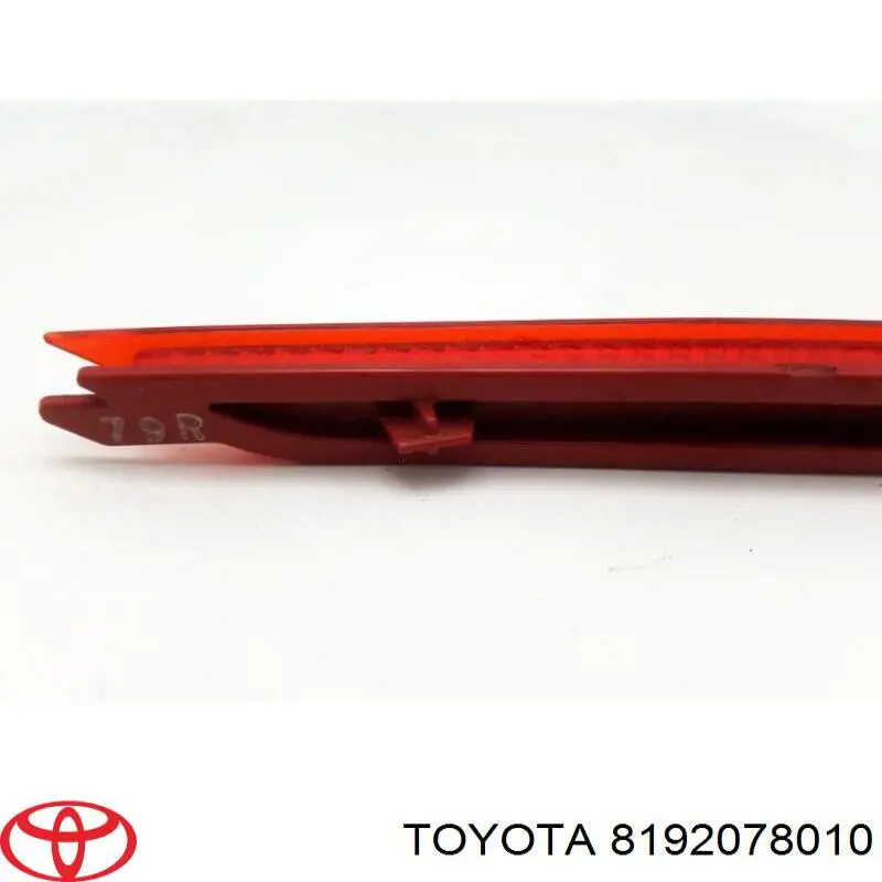 8192078010 Toyota Лівий катафот бампера