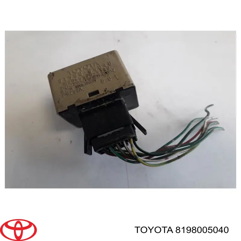  Реле поворотів Toyota Avensis 1