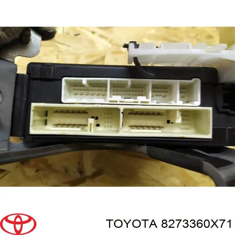 8273360X71 Toyota 