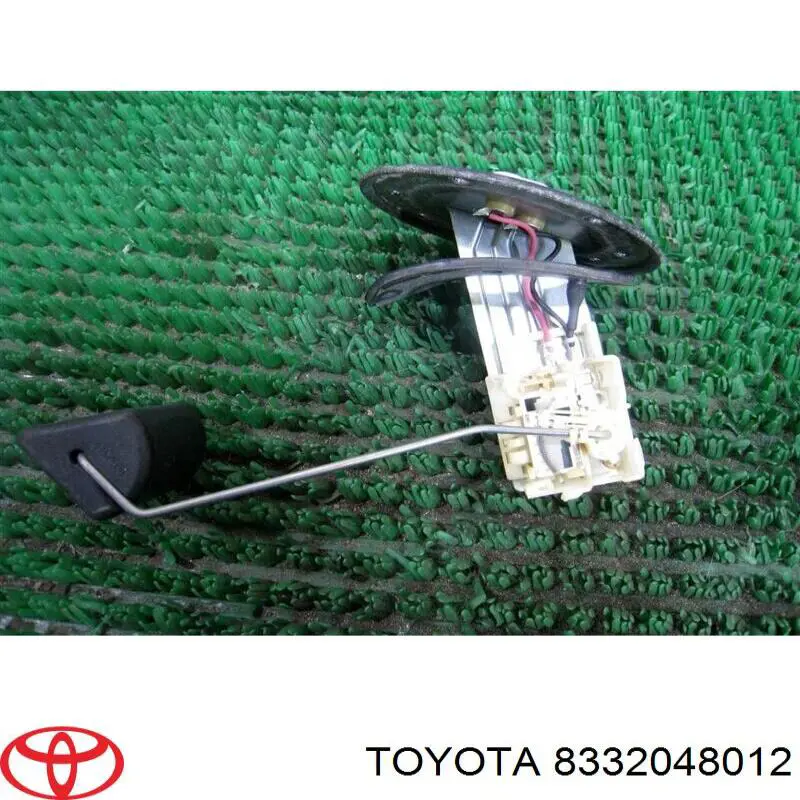 8332048012 Toyota Датчик бензобака
