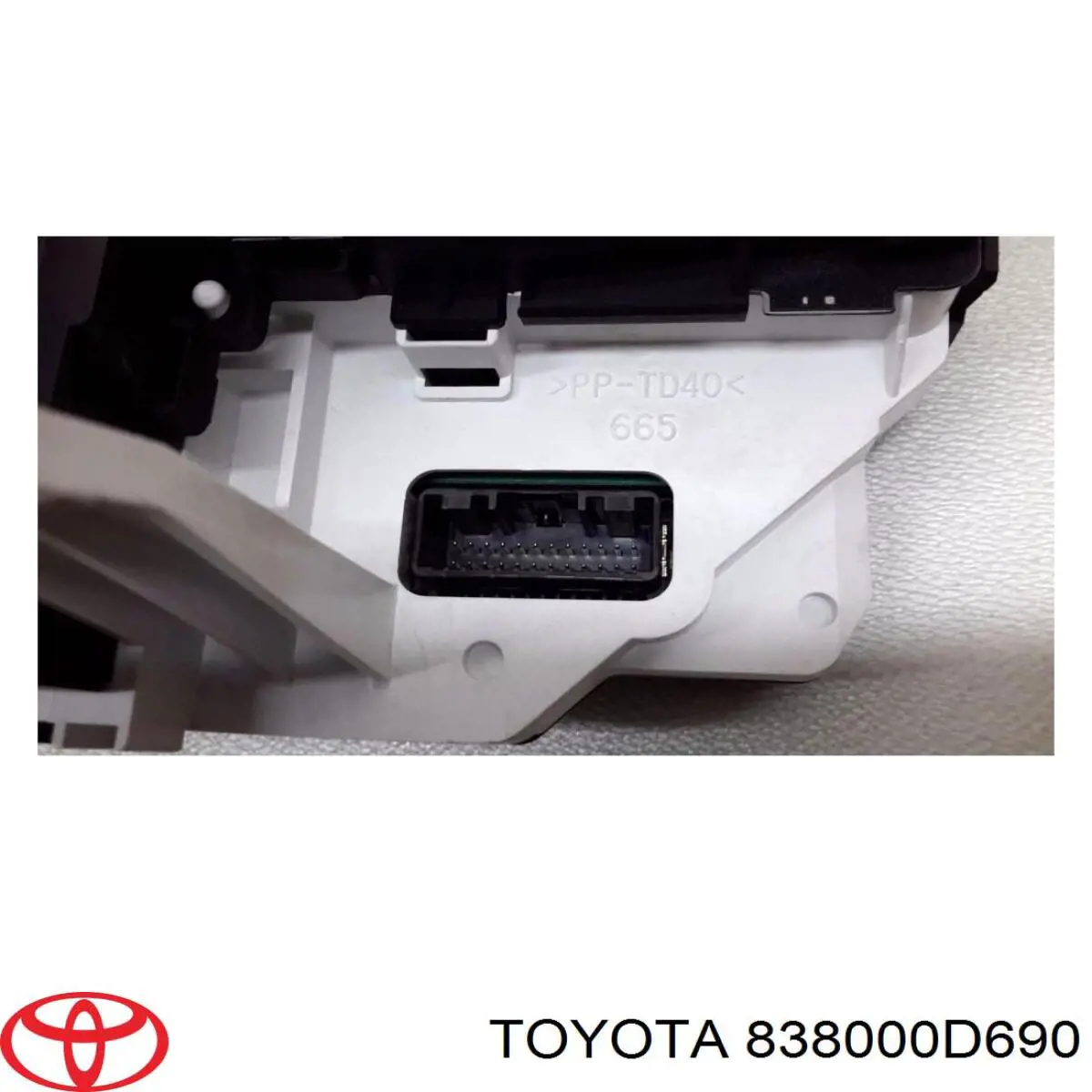 Прилади управління Toyota 838000D690 ціна, від 66.03 USD