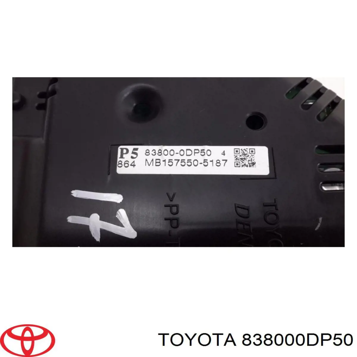 щиток приладу Toyota 838000DP50 ціна, від  USD
