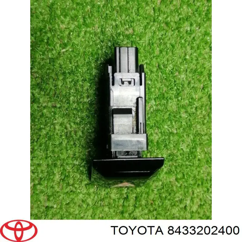 Кнопка включення аварійної сигналізації Toyota 8433202400 ціна, від 43.33 USD