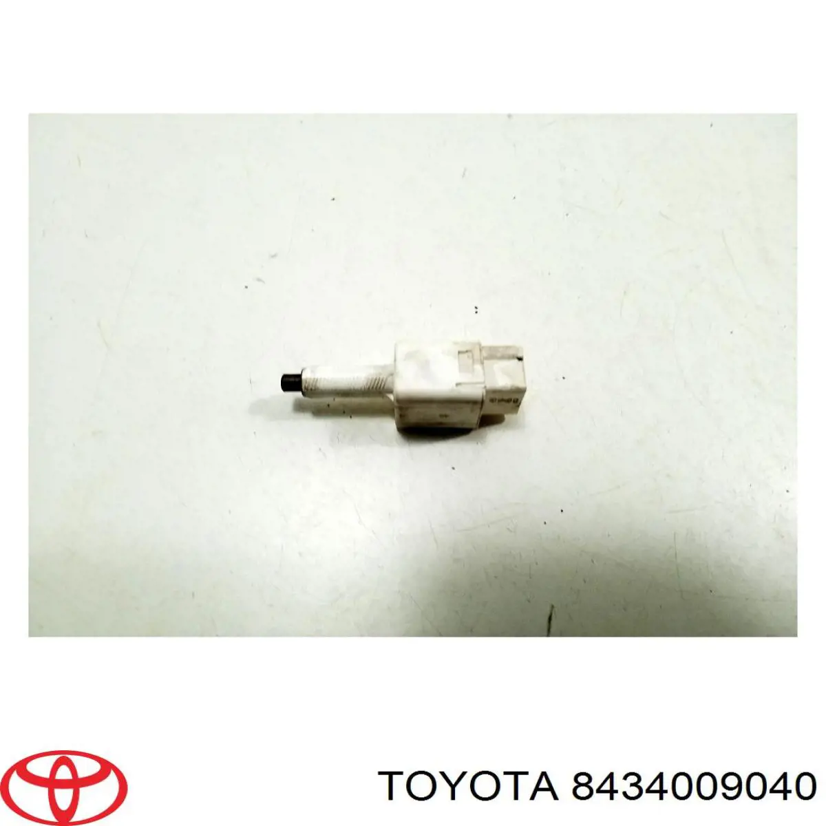 Купити 8434009040 Toyota Датчик педалі гальма