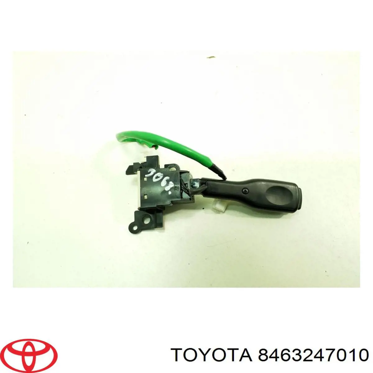 Перемикач круїз контролю Toyota 8463247010 ціна, від 13.43 USD
