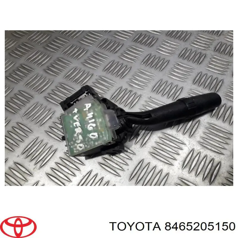 Перемикач підрульовий, правий Toyota 8465205150 ціна, від 6.33 USD