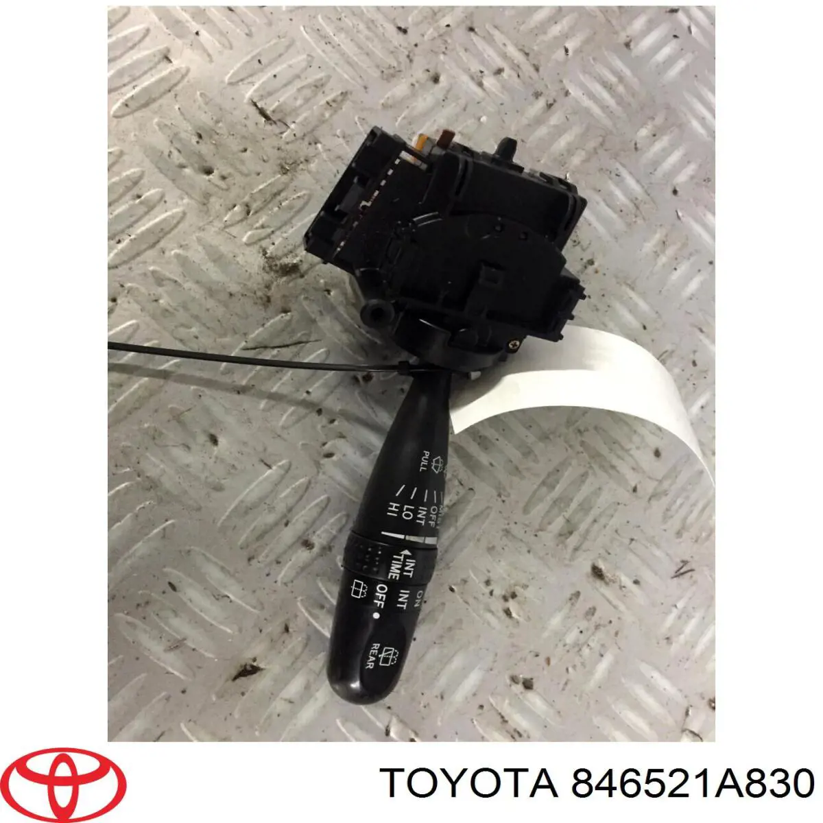 Перемикач підрульовий, правий Toyota 846521A830 ціна, від 13.71 USD