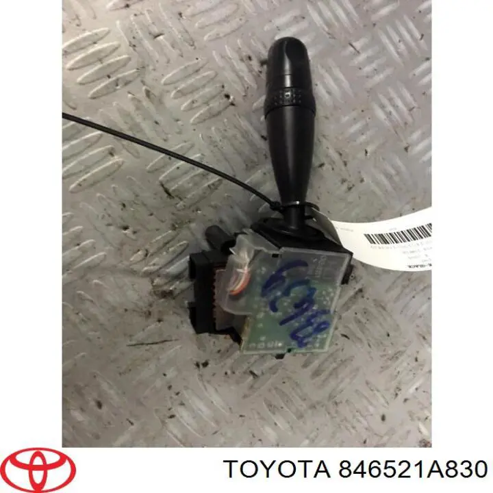 Купити 846521A830 Toyota Перемикач підрульовий, правий
