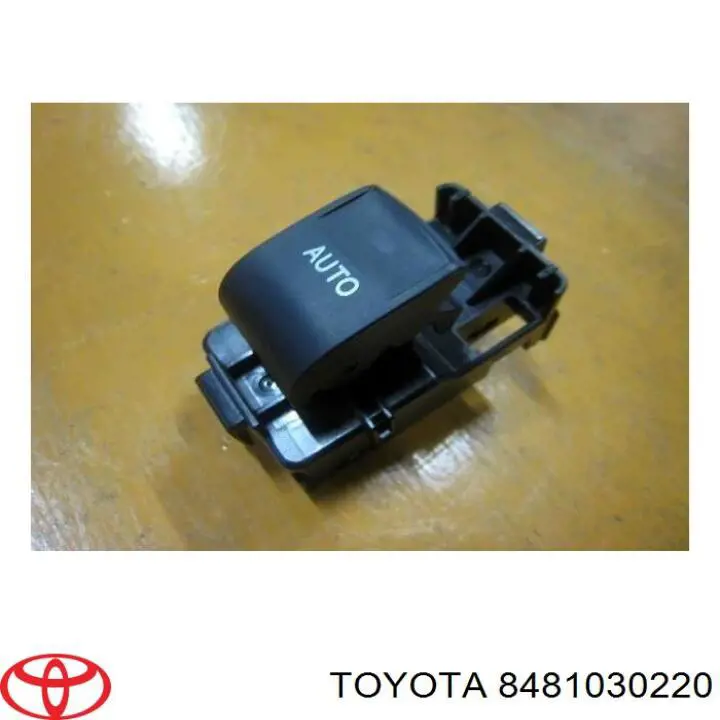 Купити 8481030220 Toyota Кнопка вмикання двигуна склопідіймача передня права