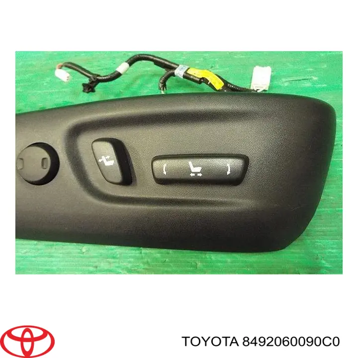 8492060090C0 Toyota Блок кнопок механізму регулювання сидінь