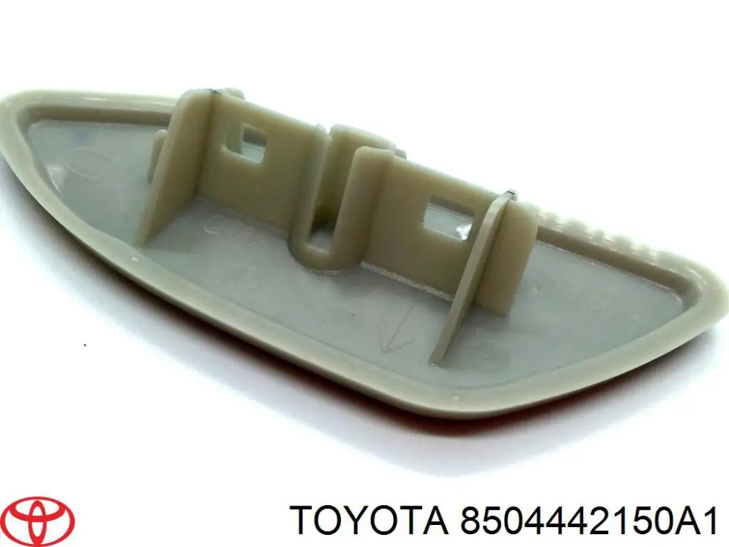Накладка форсунки омивача фари передньої на Toyota RAV4 (A4)