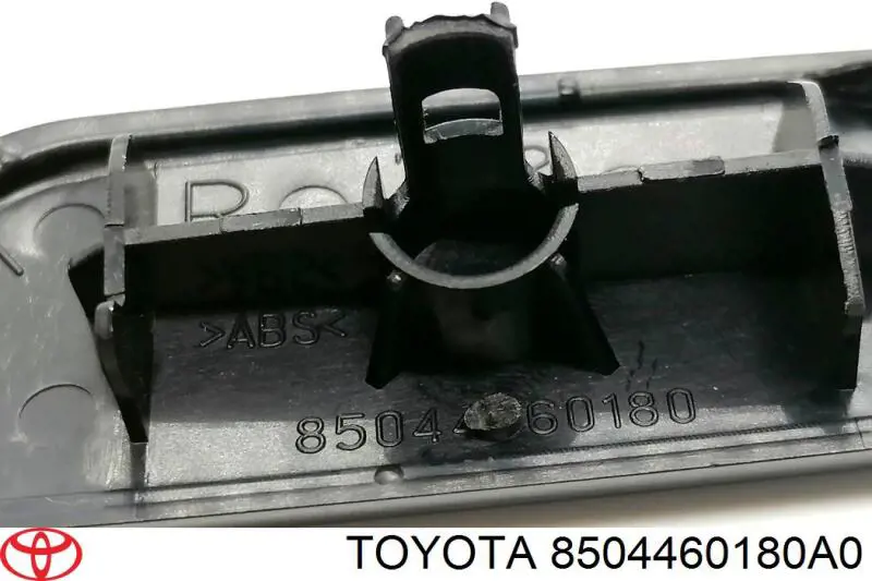8504460180A0 Toyota Накладка форсунки омивача фари передньої