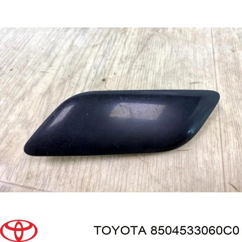 8504533060C0 Toyota Накладка форсунки омивача фари передньої
